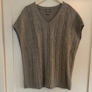 Neiman Marcus Gray Cable Knit Oversized Vest XS/S